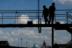 Jakie są korzyści z powłok ochronnych na dachach